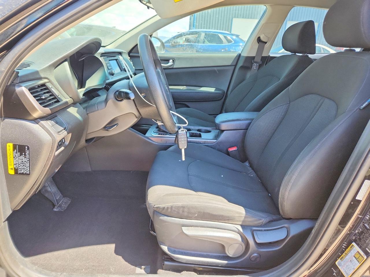 2017 KIA OPTIMA LX photo 7