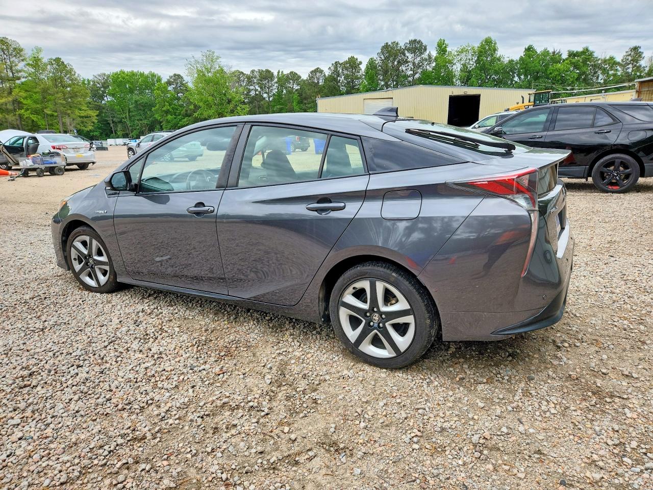 2017 TOYOTA PRIUS FOUR TOURING photo 4