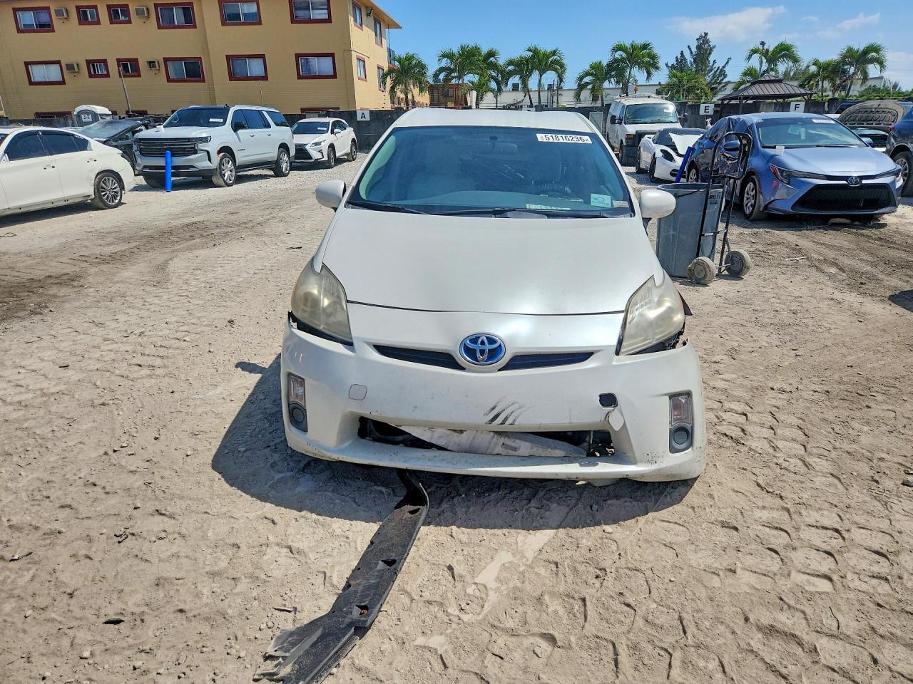 2010 TOYOTA PRIUS photo 9