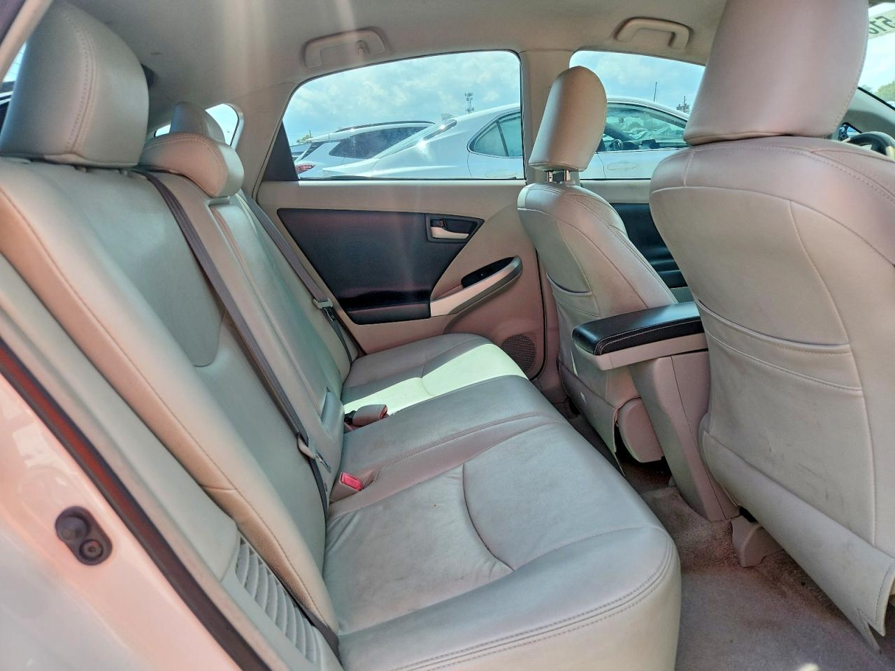 2010 TOYOTA PRIUS photo 19