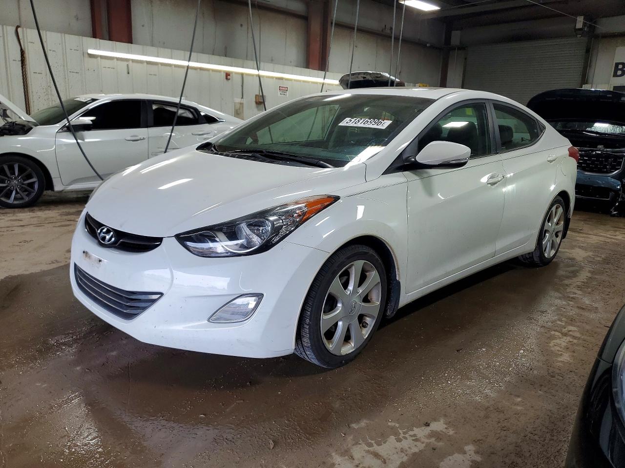 2013 HYUNDAI ELANTRA