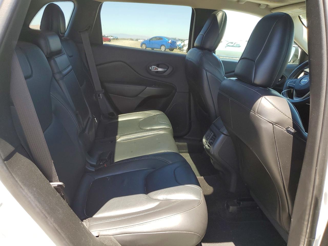 2016 JEEP CHEROKEE LIMITED photo 11