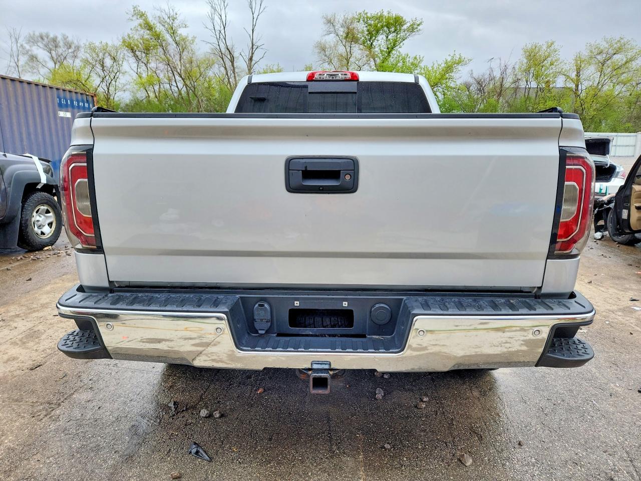2017 GMC SIERRA K1500 SLT photo 16