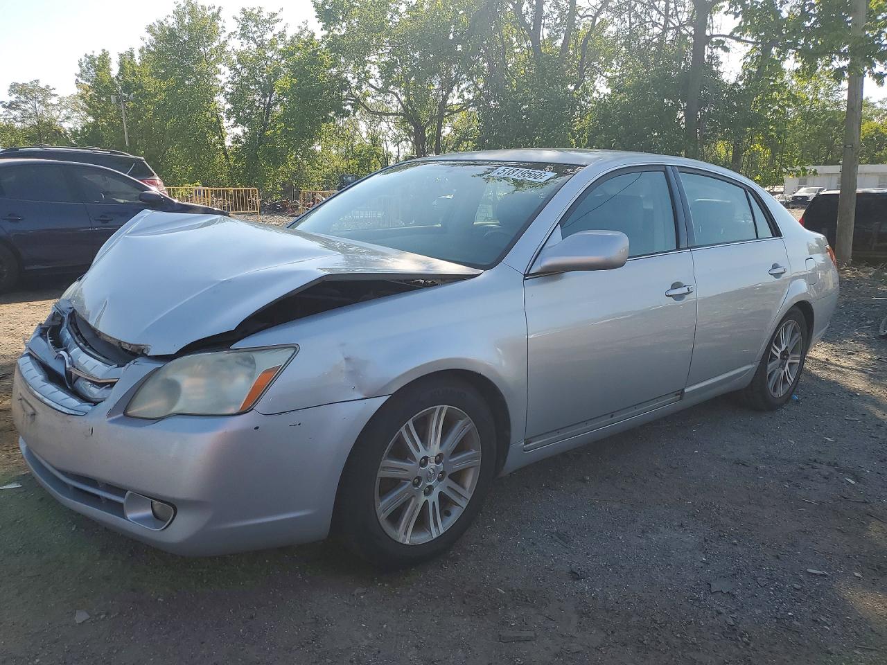 2006 TOYOTA AVALON