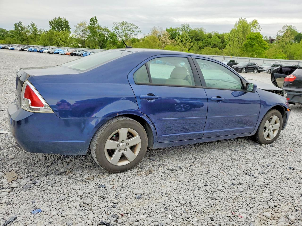 2007 FORD FUSION SE photo 5