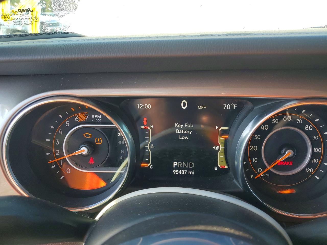 2019 JEEP WRANGLER UNLIMITED SAHARA photo 17