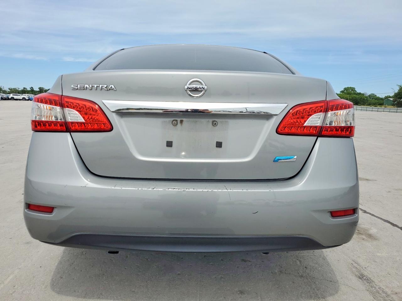 2014 NISSAN SENTRA S photo 6
