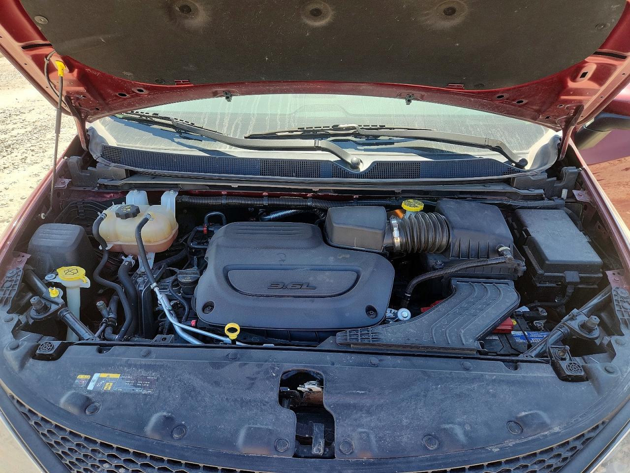 2023 CHRYSLER VOYAGER LX photo 12