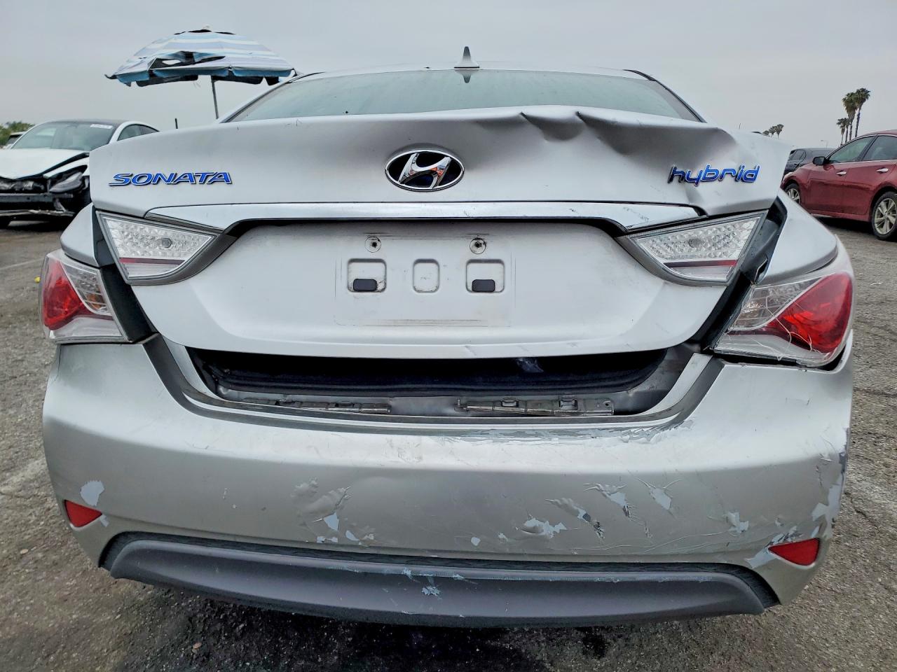 2013 HYUNDAI SONATA HYBRID photo 6