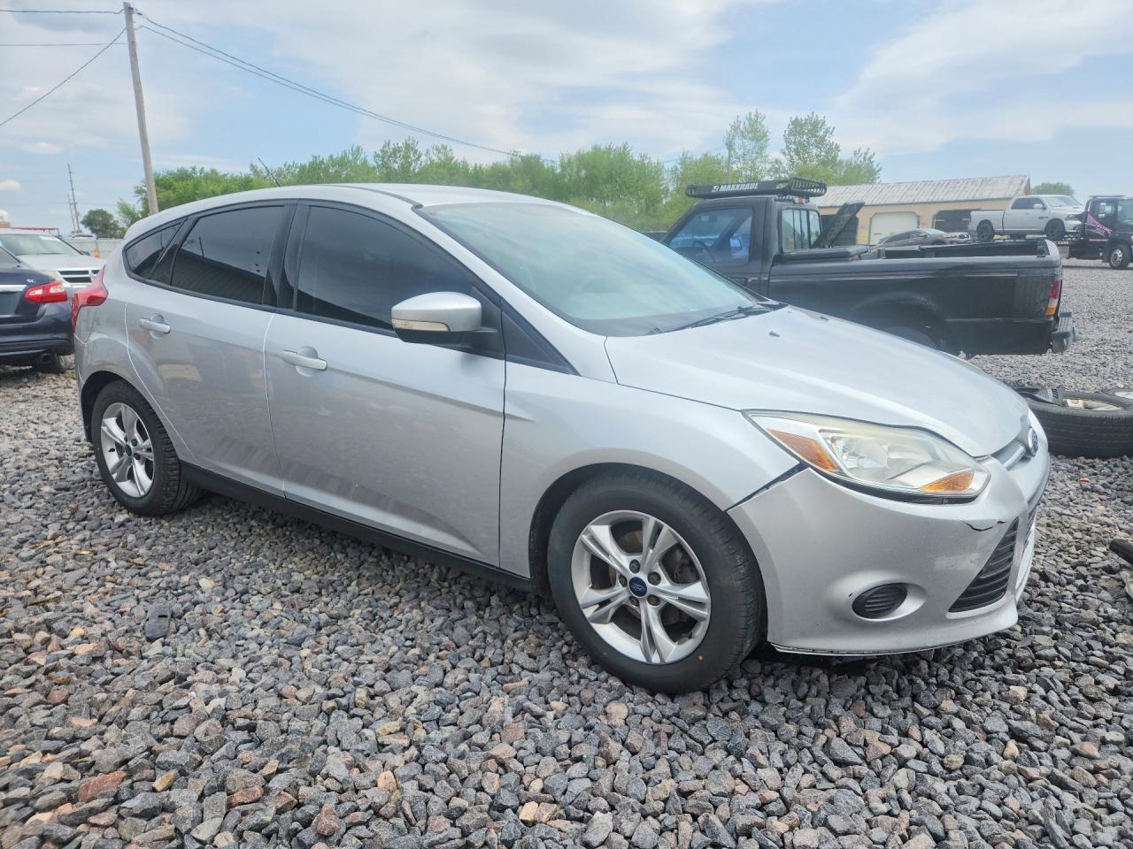 2014 FORD FOCUS SE photo 7