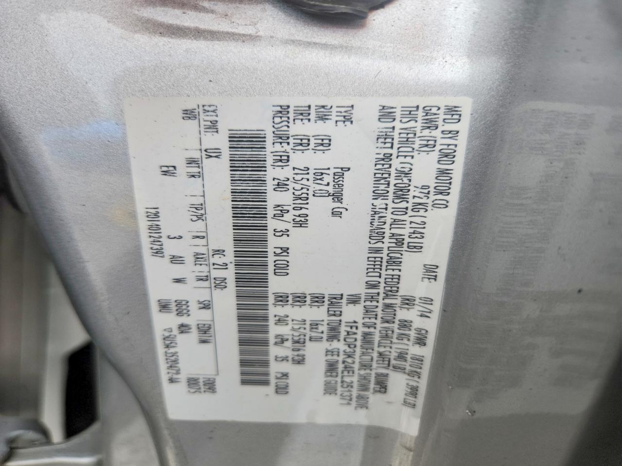 2014 FORD FOCUS SE photo 23