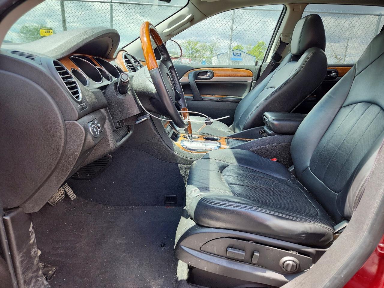 2011 BUICK ENCLAVE CXL photo 19