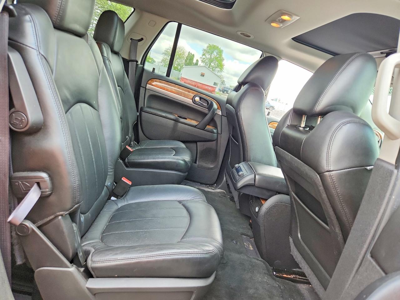 2011 BUICK ENCLAVE CXL photo 31