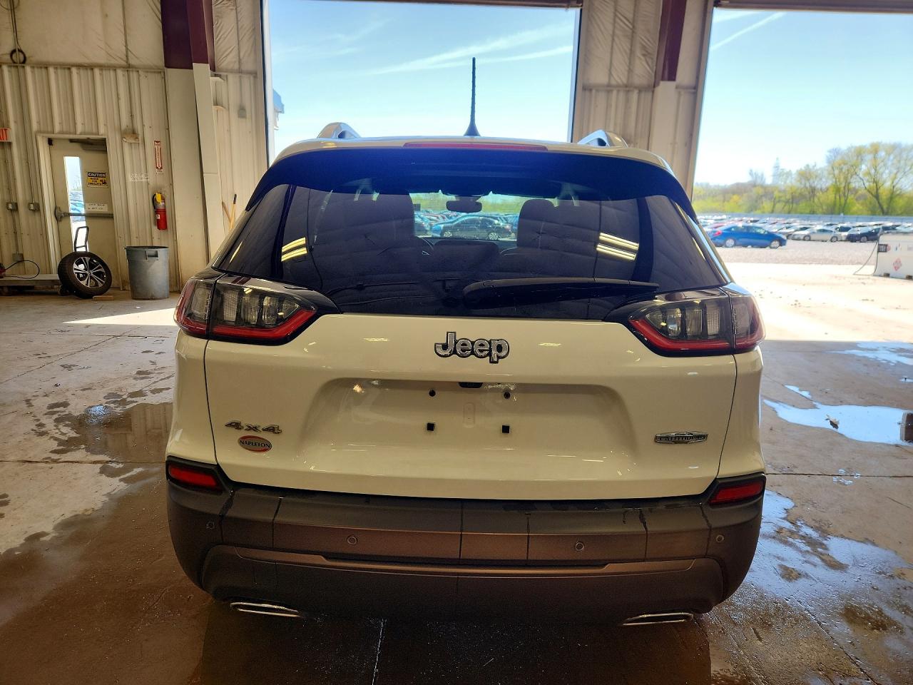 2021 JEEP CHEROKEE LATITUDE LUX photo 6