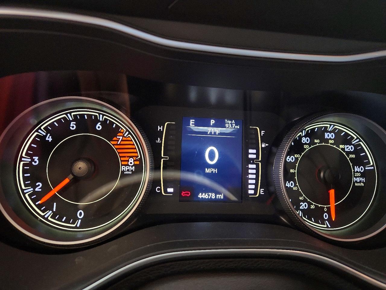 2021 JEEP CHEROKEE LATITUDE LUX photo 9