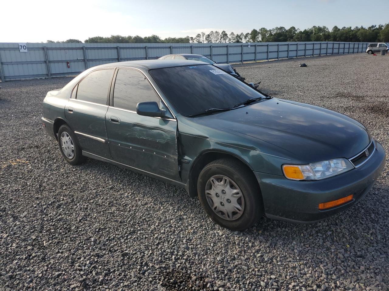 1997 HONDA ACCORD VALUE photo 7