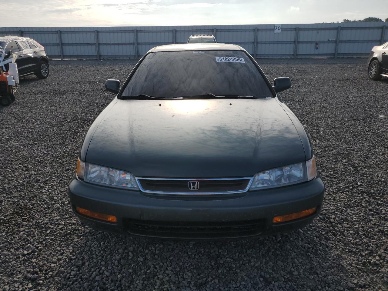 1997 HONDA ACCORD VALUE photo 9