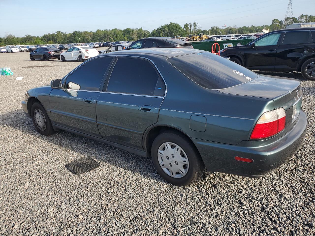 1997 HONDA ACCORD VALUE photo 3