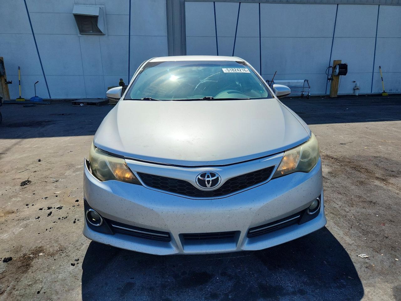 2013 TOYOTA CAMRY SE photo 13