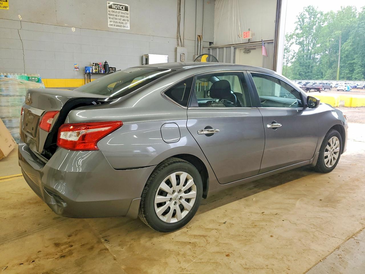 2016 NISSAN SENTRA S photo 3