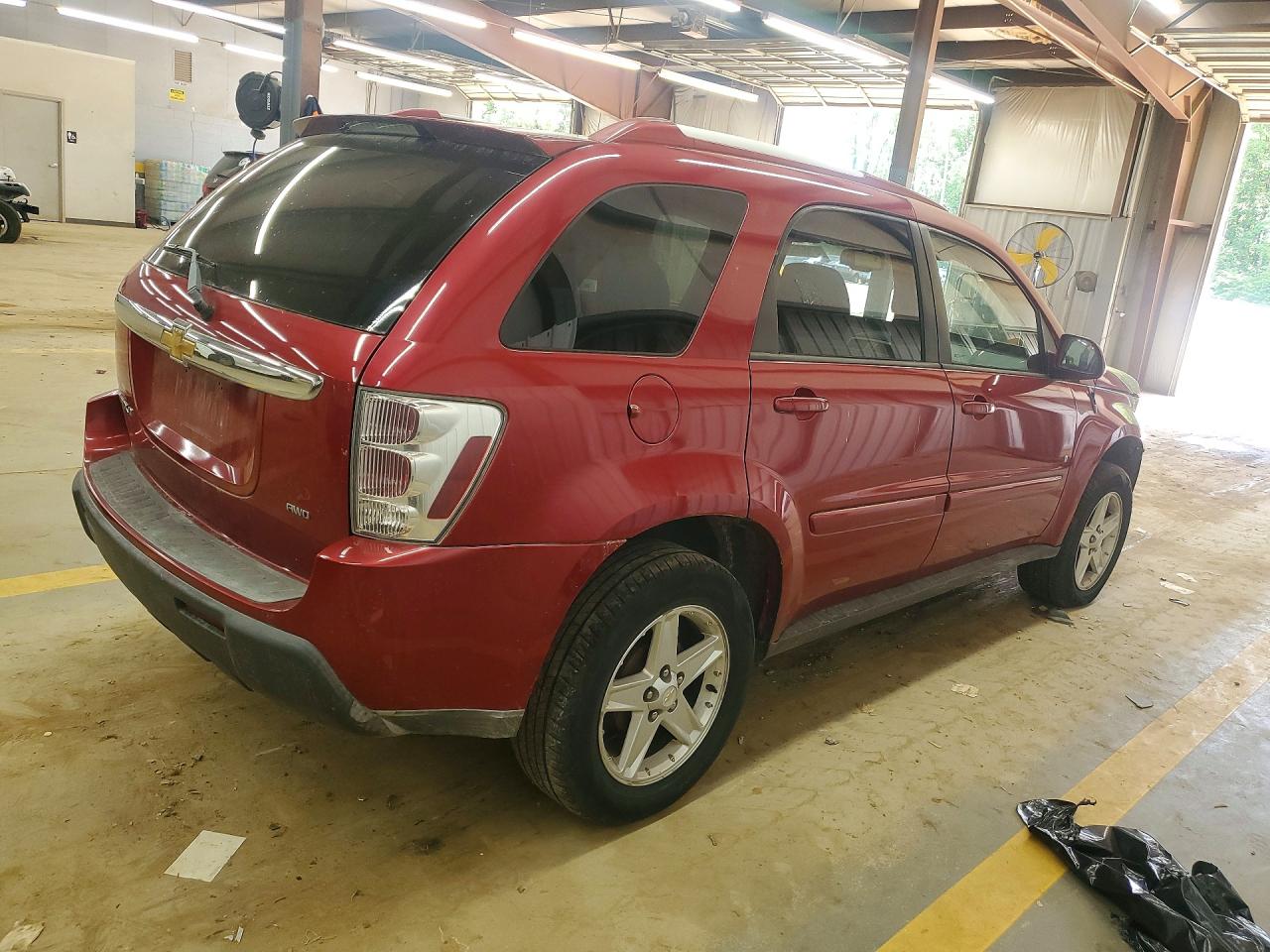 2006 CHEVROLET EQUINOX LT photo 3