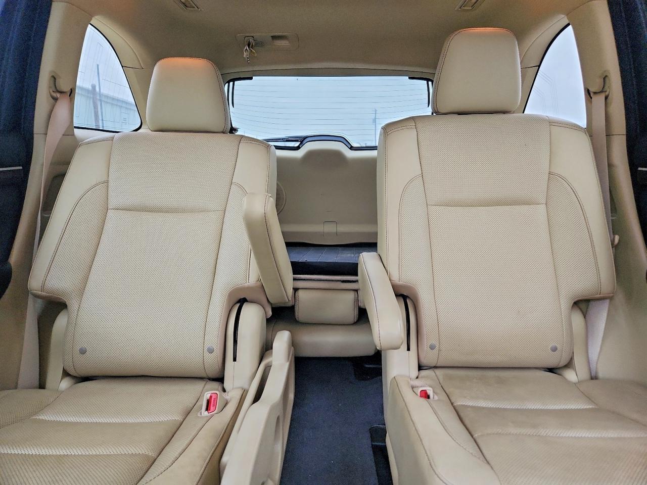 2016 TOYOTA HIGHLANDER LIMITED photo 19