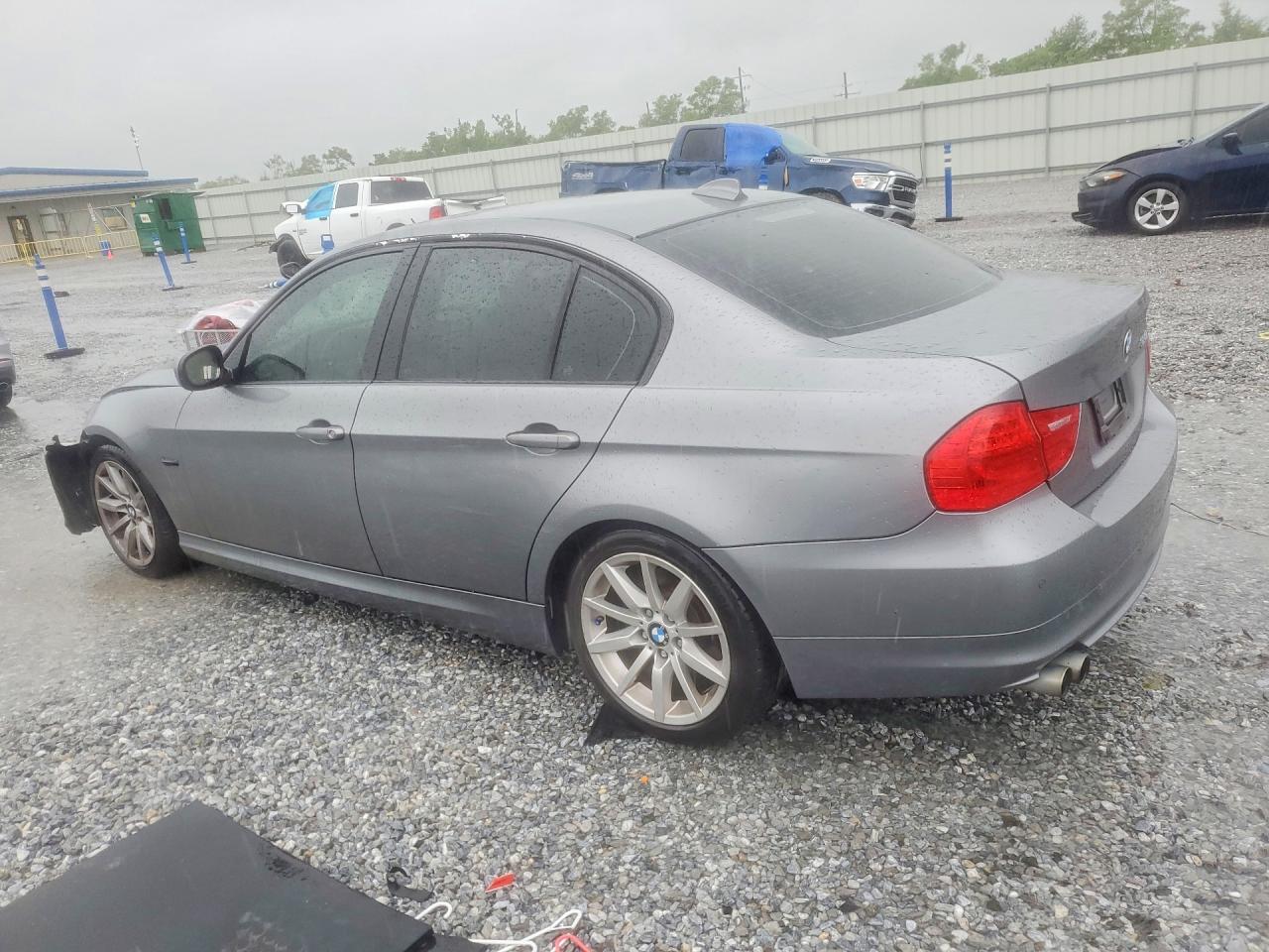 2011 BMW 328 I photo 2