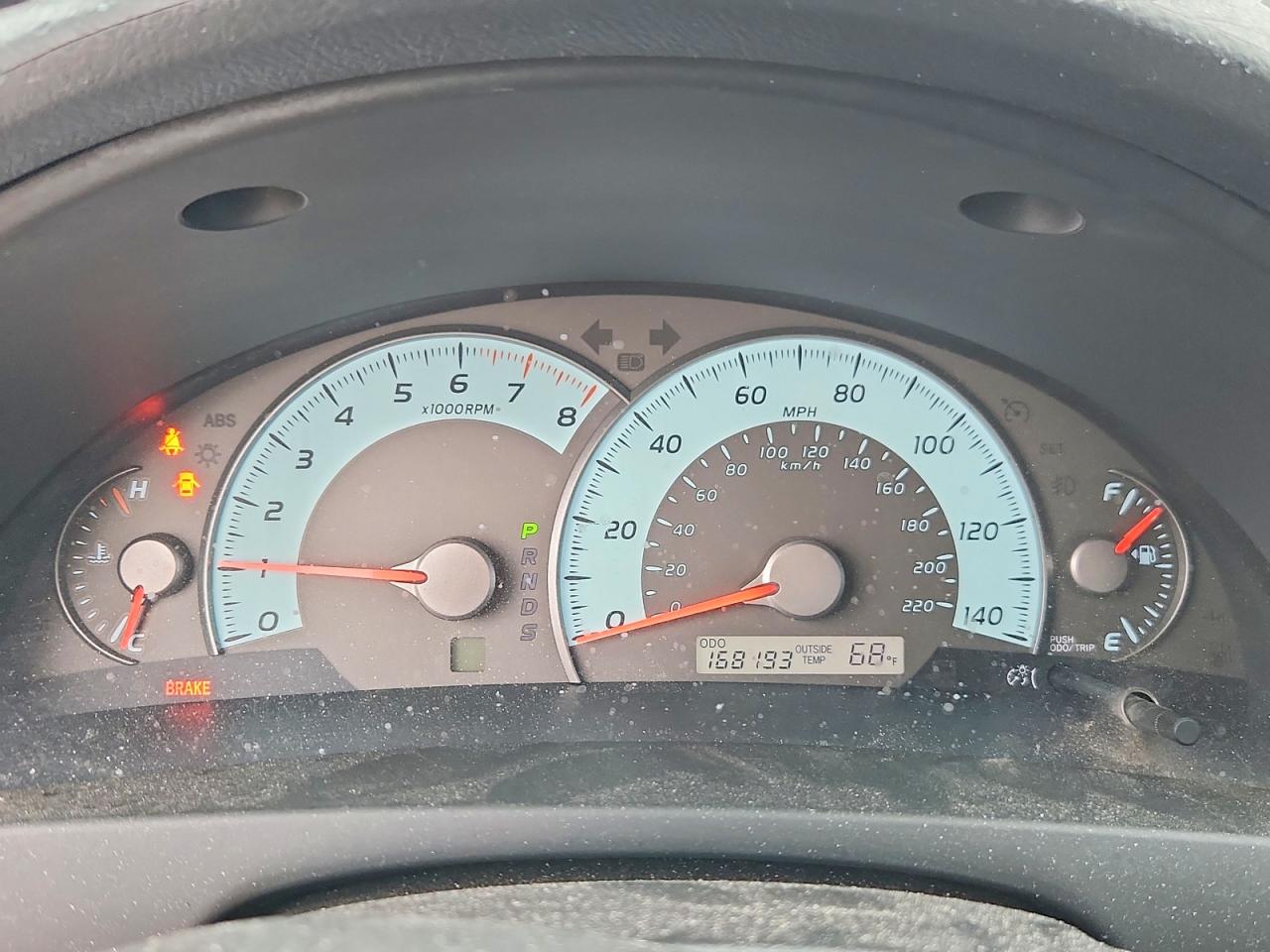 2010 TOYOTA CAMRY SE photo 25