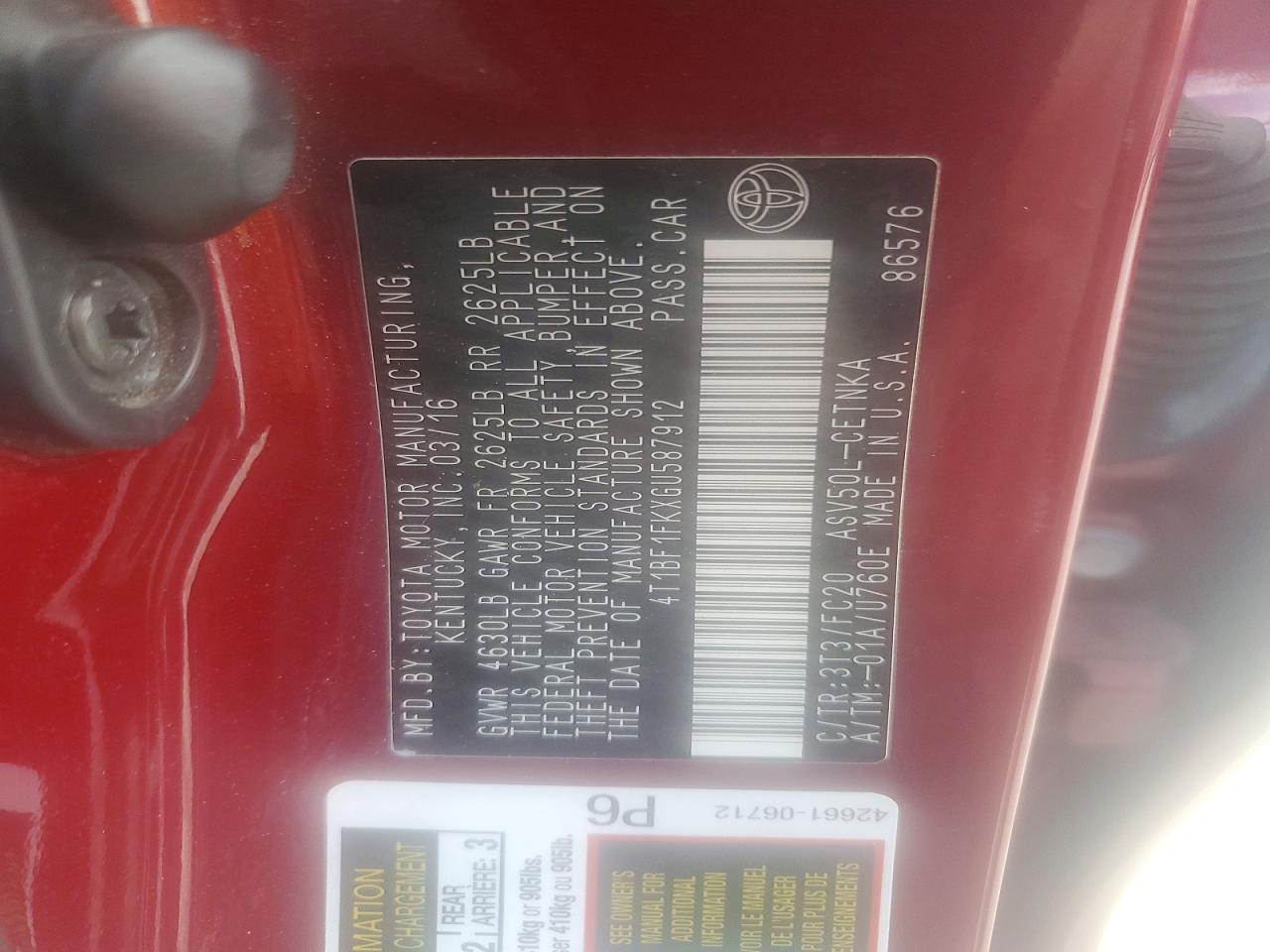 2016 TOYOTA CAMRY LE photo 13