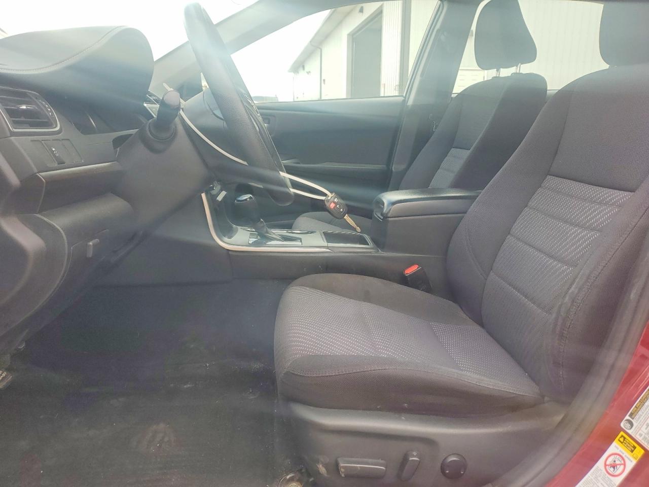 2016 TOYOTA CAMRY LE photo 7