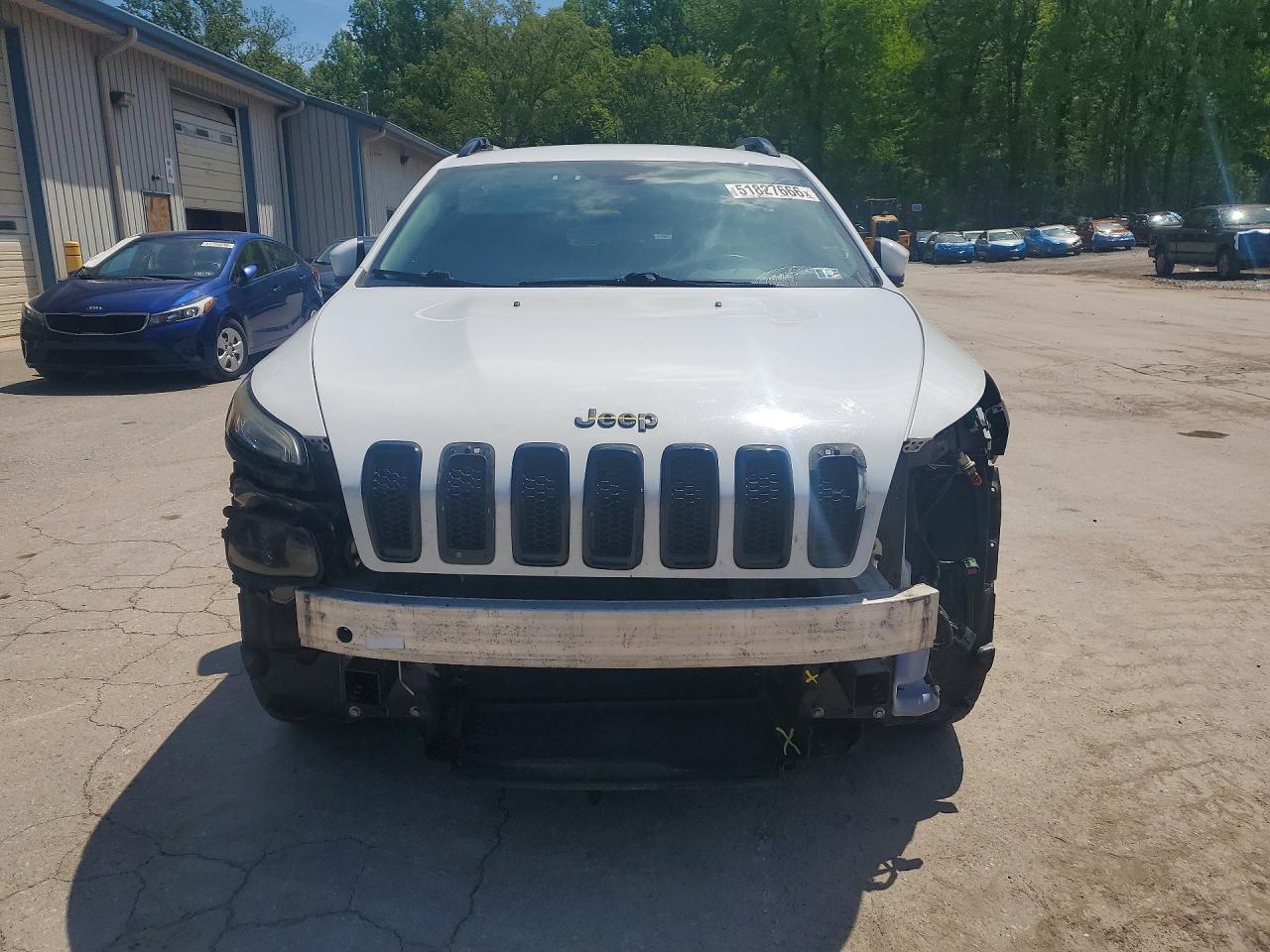 2015 JEEP CHEROKEE LATITUDE photo 9