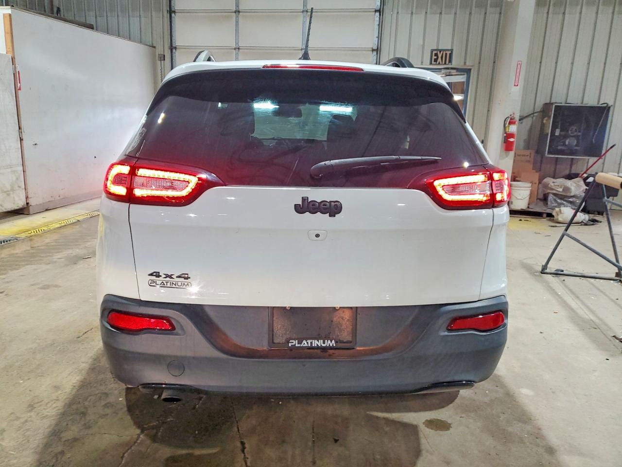 2015 JEEP CHEROKEE LATITUDE photo 11