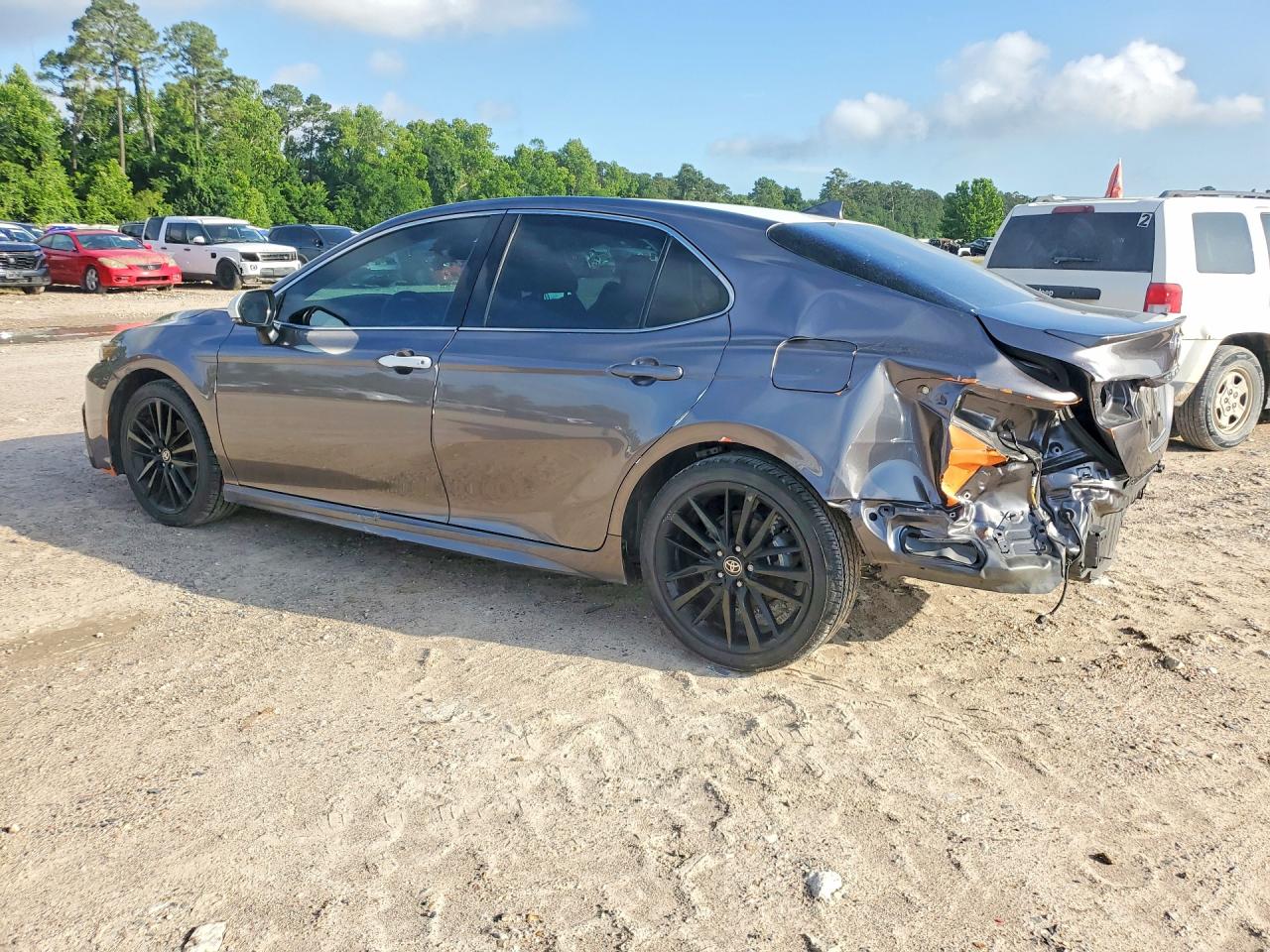 2024 TOYOTA CAMRY XSE photo 3