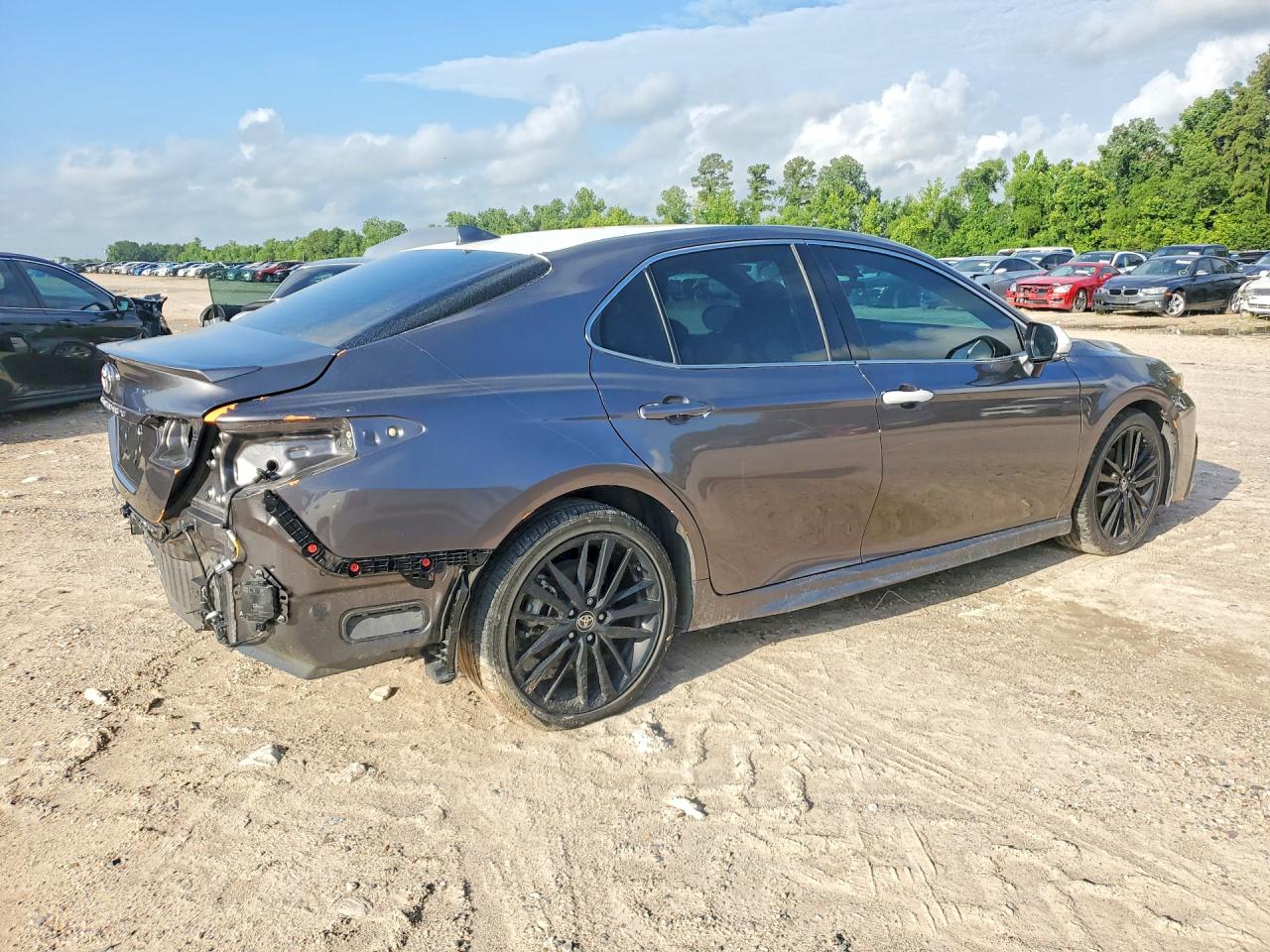 2024 TOYOTA CAMRY XSE photo 5