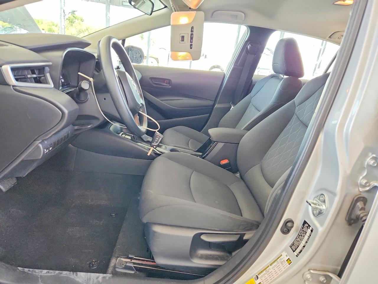 2022 TOYOTA COROLLA LE photo 7