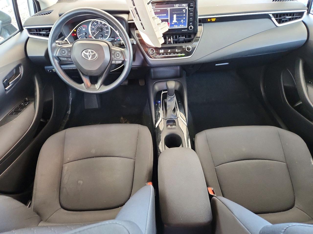 2022 TOYOTA COROLLA LE photo 8
