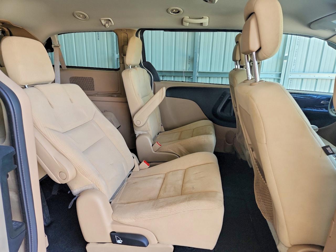 2015 DODGE GRAND CARAVAN SXT photo 11
