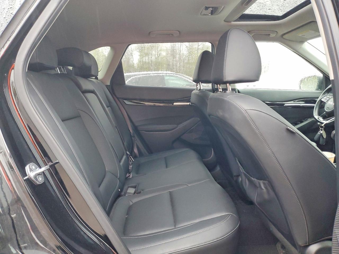 2023 KIA SELTOS SX photo 21