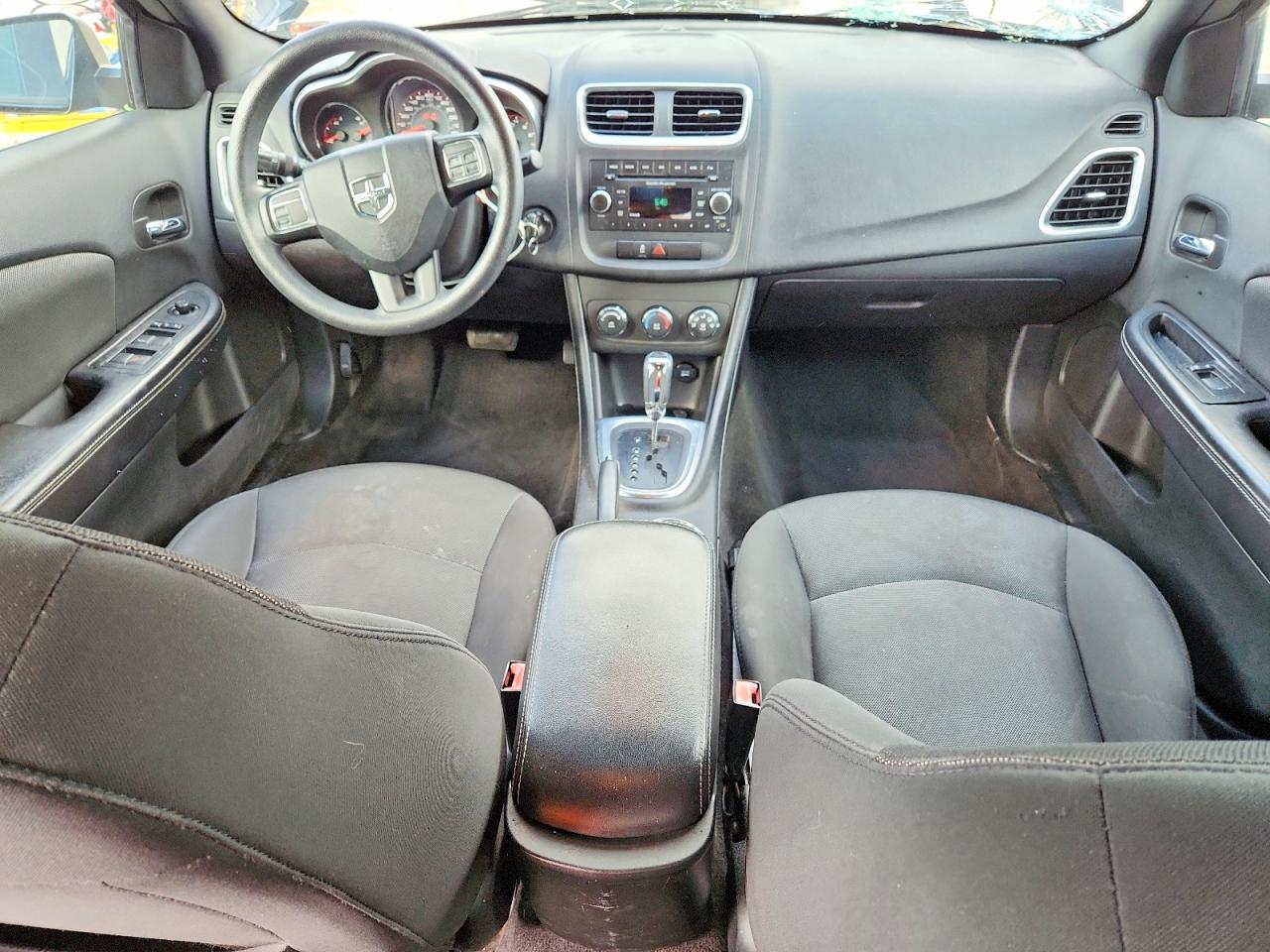 2014 DODGE AVENGER SE photo 8