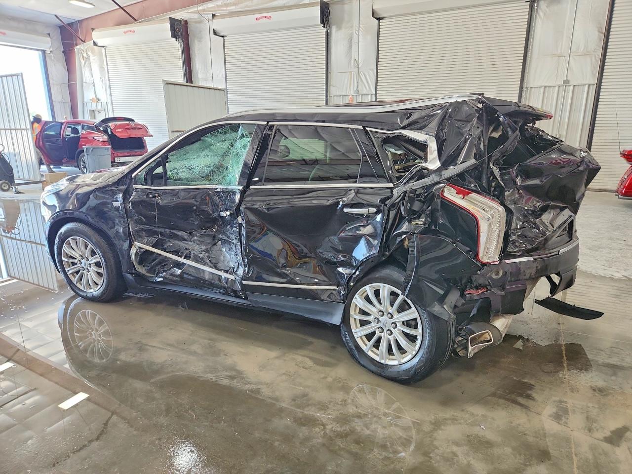 2019 CADILLAC XT5 photo 3