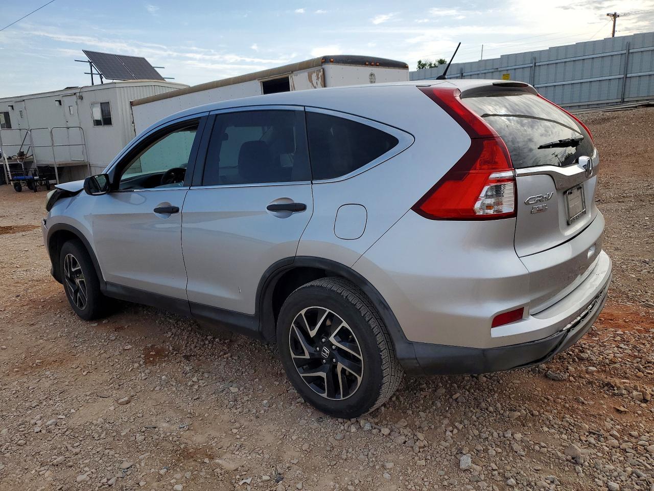 2016 HONDA CR-V SE photo 4