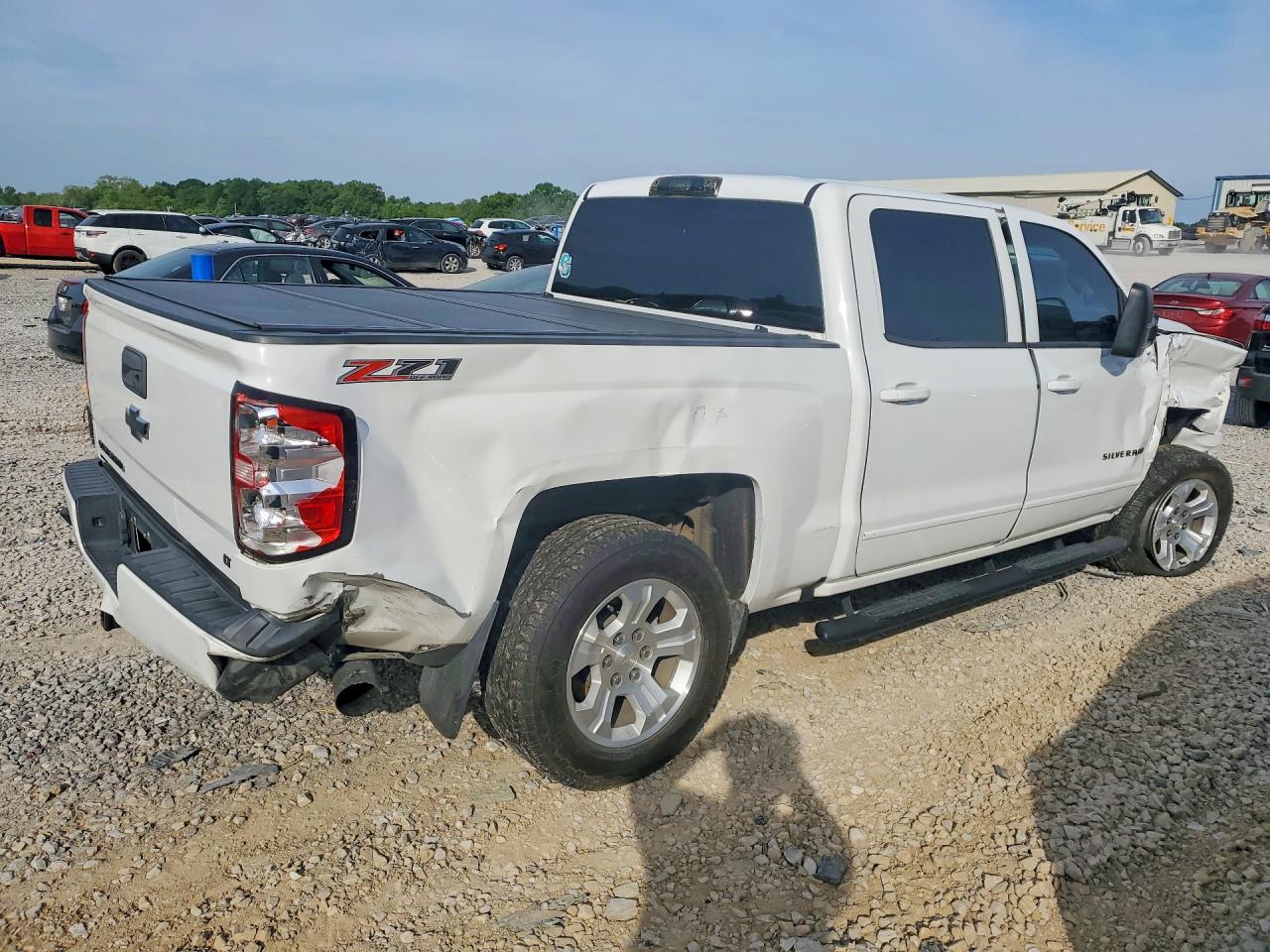 2016 CHEVROLET SILVERADO K1500 LT photo 5