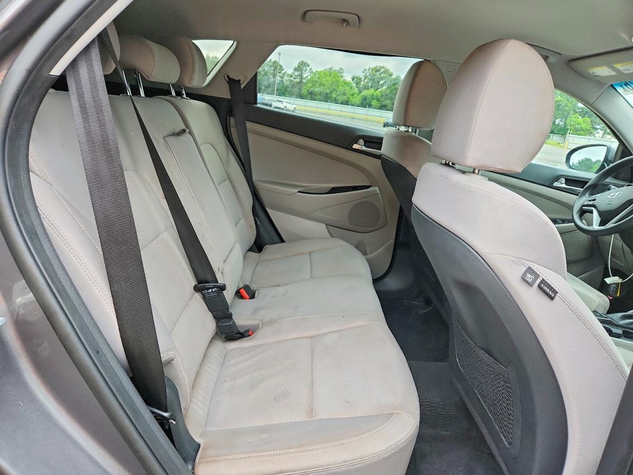 2020 HYUNDAI TUCSON VALUE photo 31