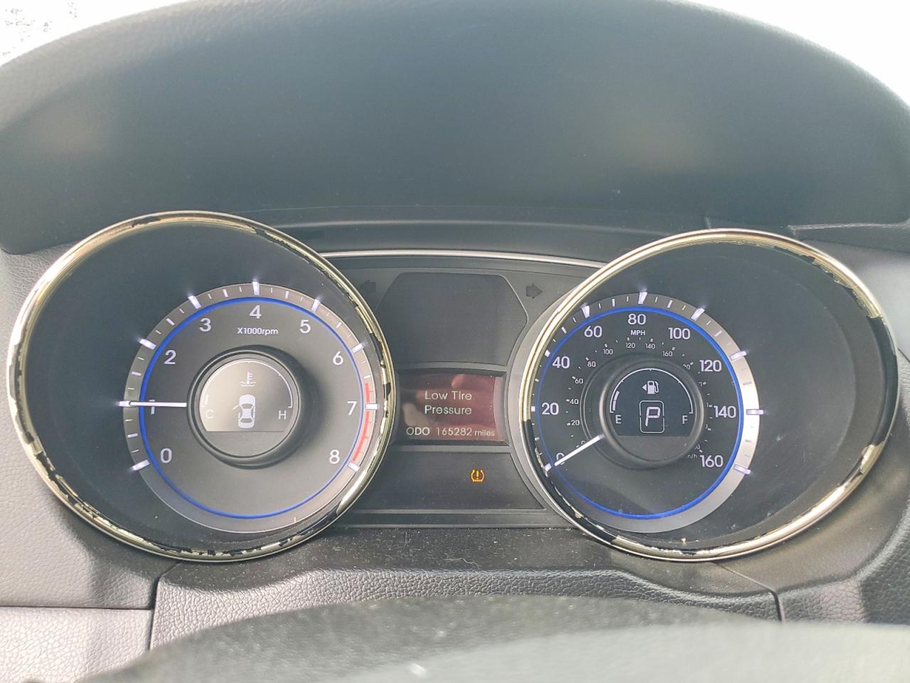 2013 HYUNDAI SONATA GLS photo 25