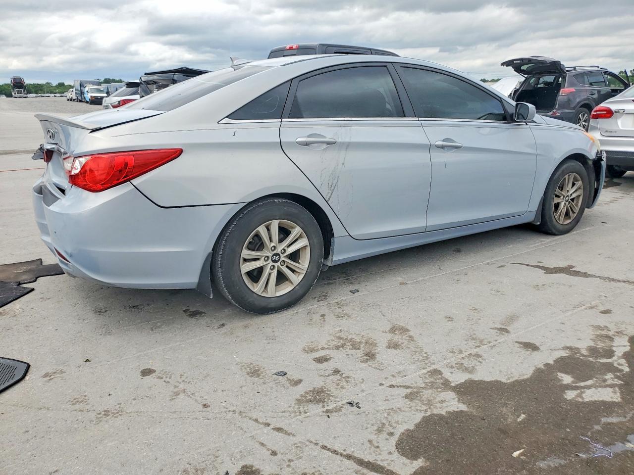 2013 HYUNDAI SONATA GLS photo 7