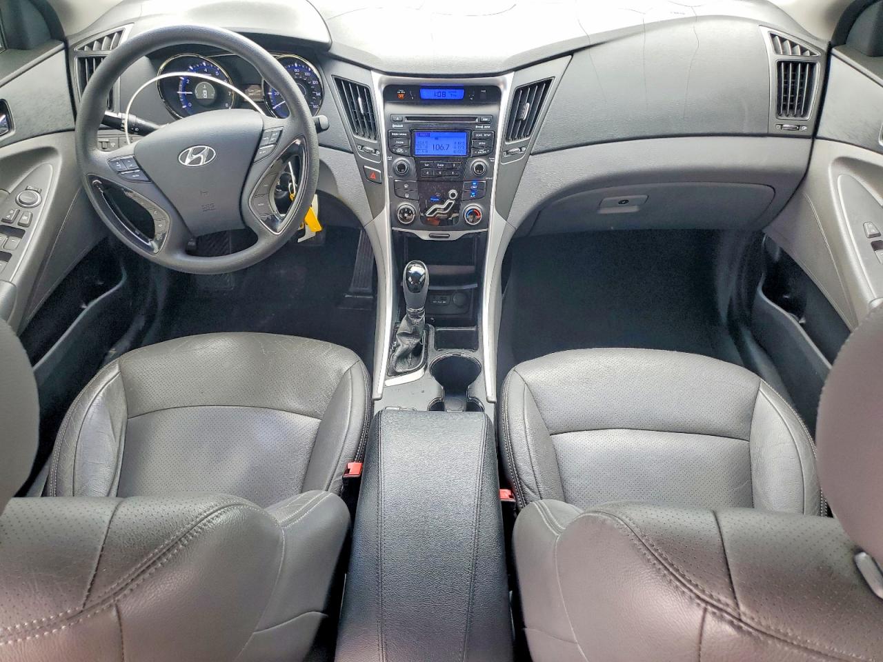 2013 HYUNDAI SONATA GLS photo 22