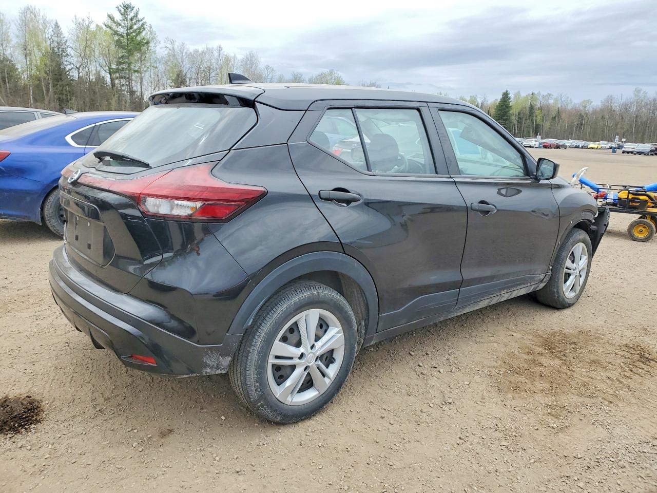 2021 NISSAN KICKS S photo 7