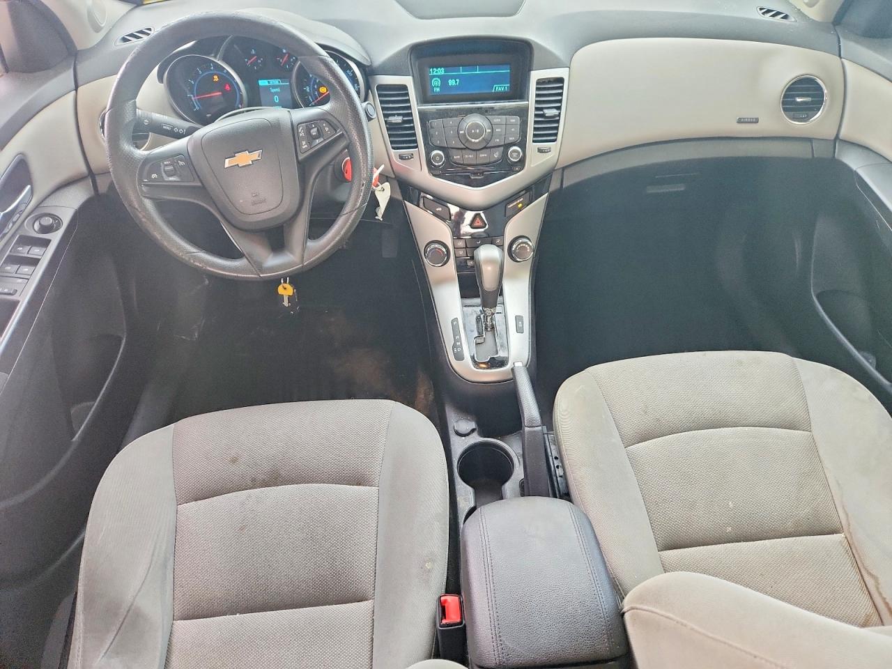 2015 CHEVROLET CRUZE LT photo 8