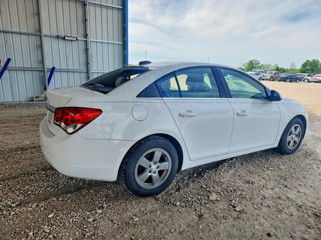 2015 CHEVROLET CRUZE LT photo 3
