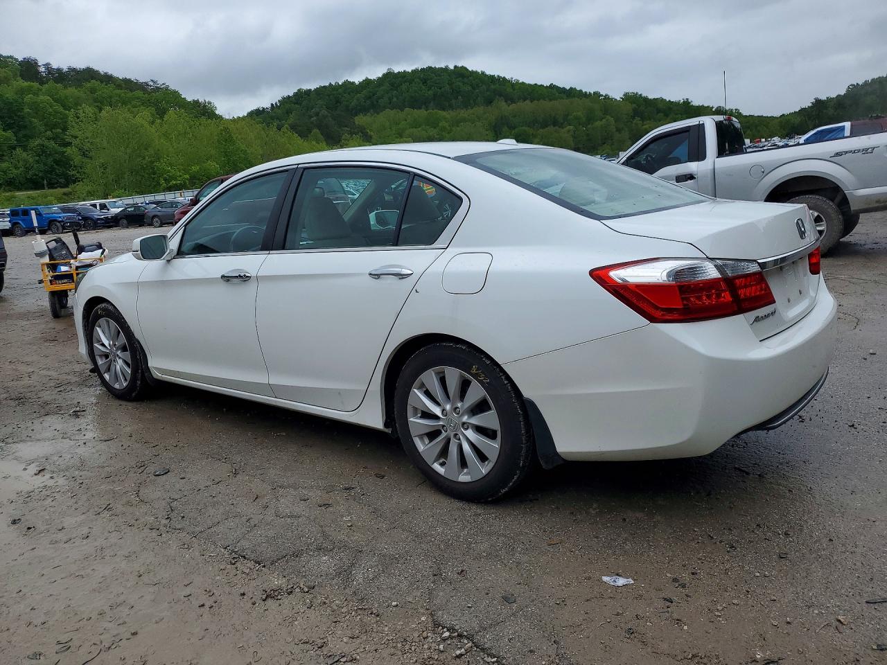 2015 HONDA ACCORD EXL photo 4